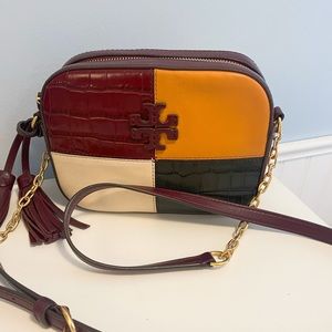 Authentic Tory burch crossbody bag